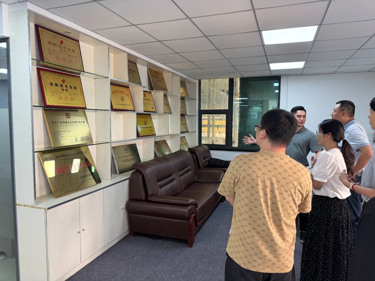 倉山區知識產權局領導蒞臨順升集團考察指導工作